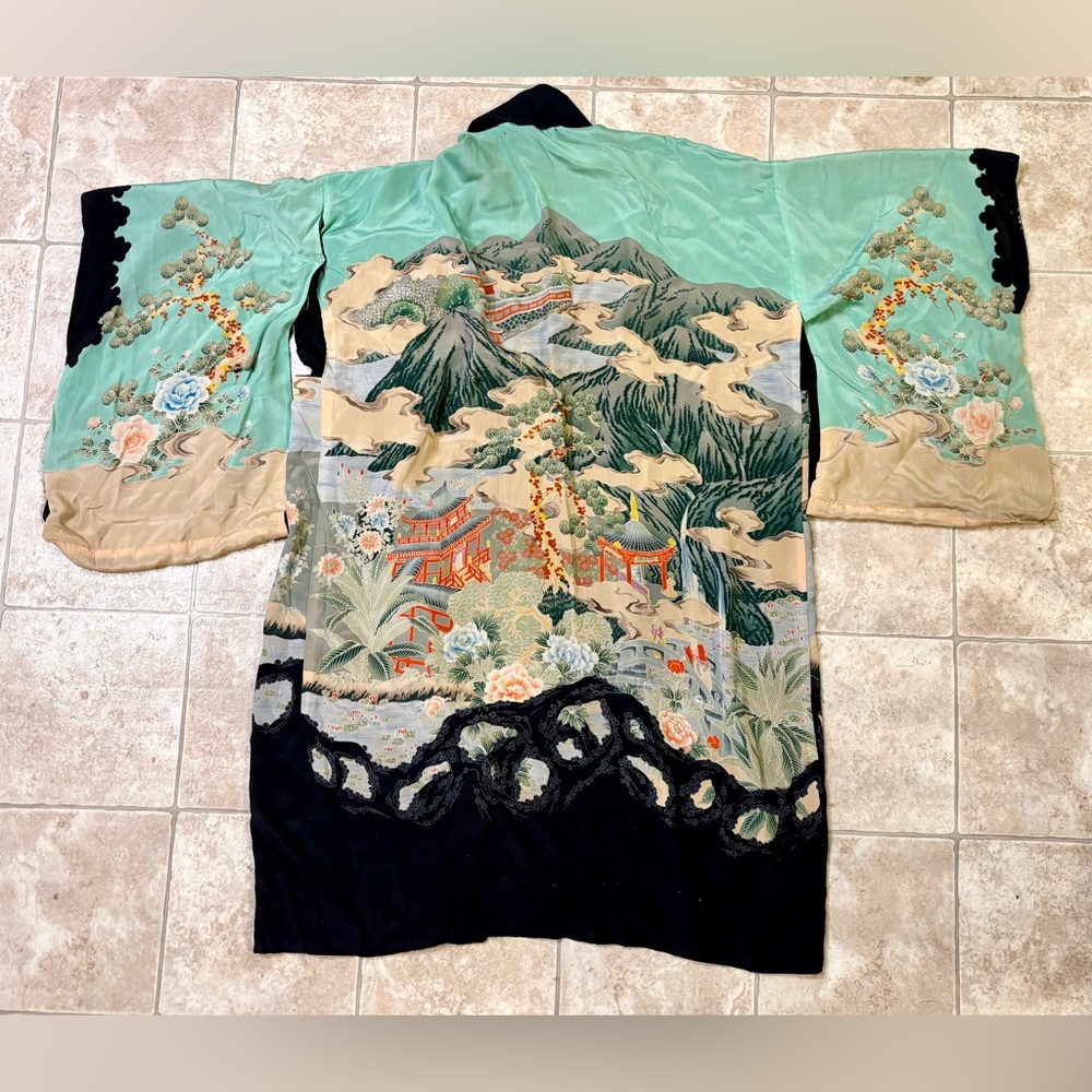 Vintage Silk Chinese Robe